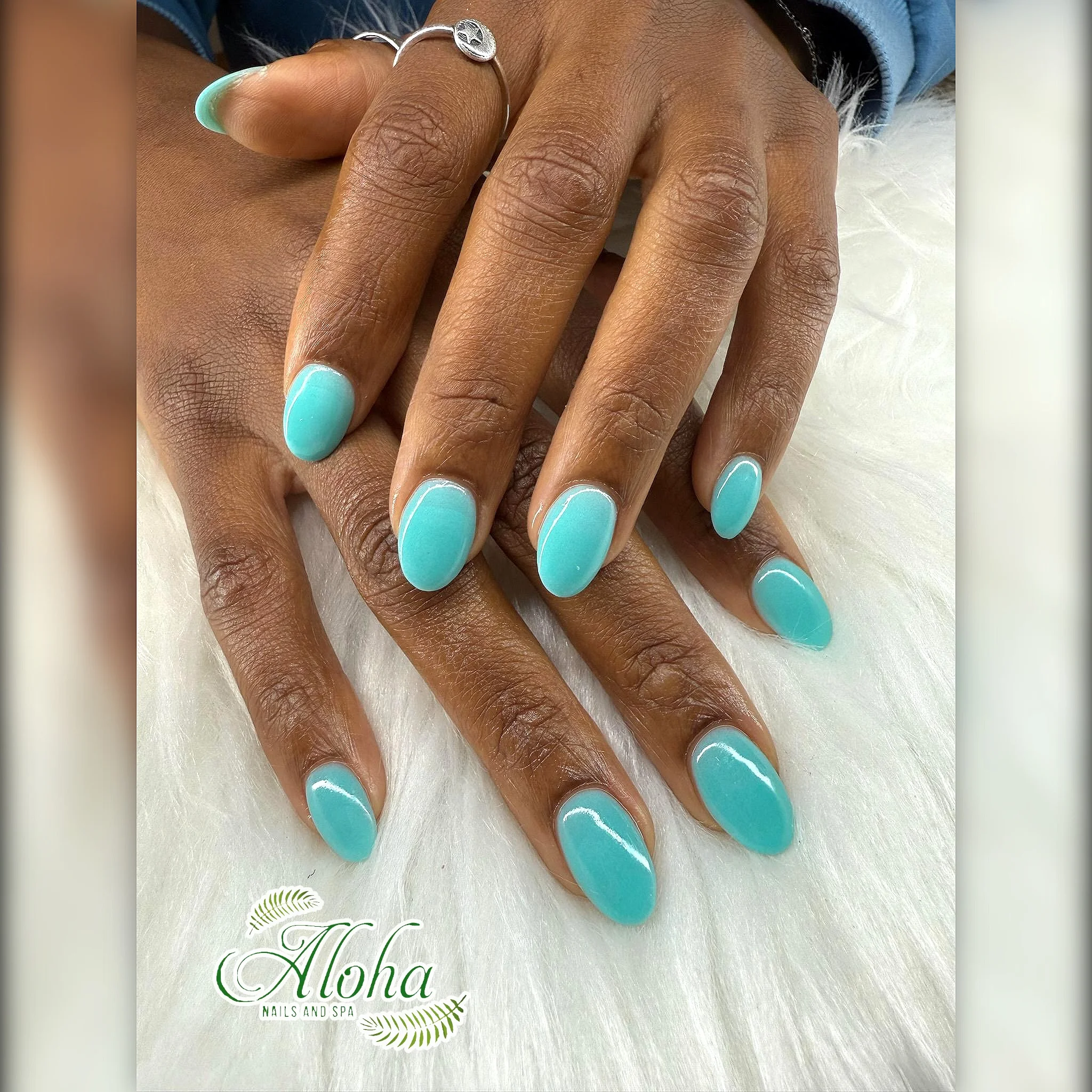 Gel nails art